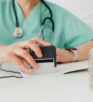 pexels-karolina-grabowska-7195195